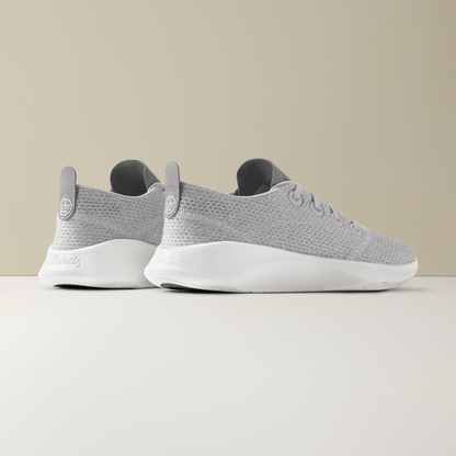 حذاء رياضي سوبرلايت تري رانرز للنساء - رمادي فاتح / رمادي متوسط (نعل أزرق ثلجي)