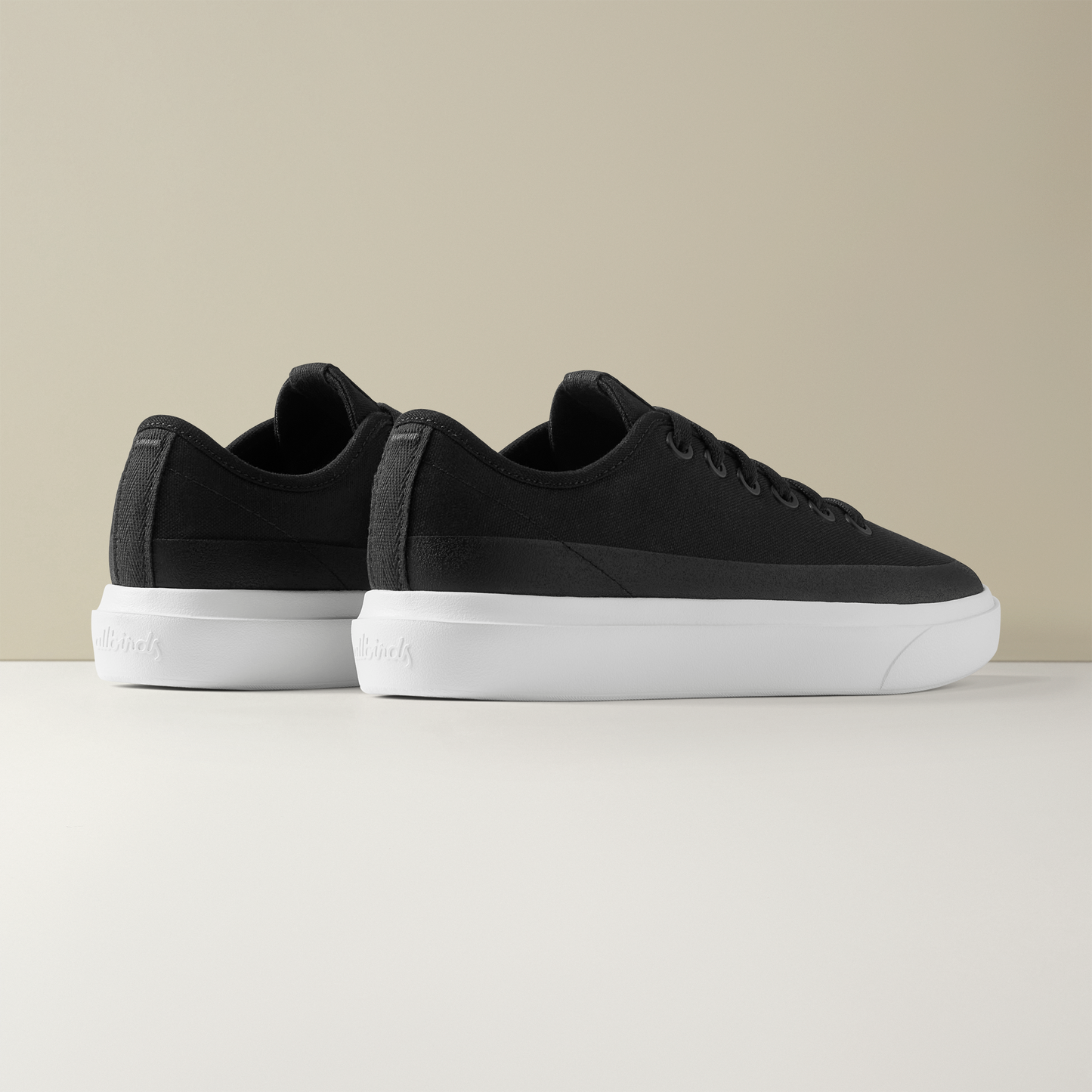 Women's Canvas Piper - Natural Black (Natural Black Sole)